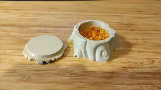 Tree stump box for Everdell resin
