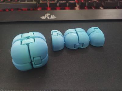 Infinity rounded cube fidget toy