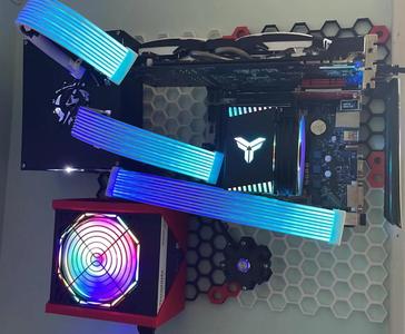 Micro ATX (mATX) HSW Build