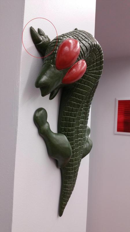 Star Trek Sickbay McCoys Lizard 11 Inch Resin Repro in Amok Time Low-poly