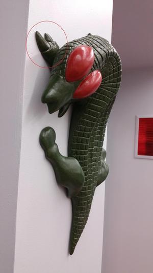 Star Trek Sickbay McCoys Lizard 11 Inch Resin Repro in Amok Time Low-poly