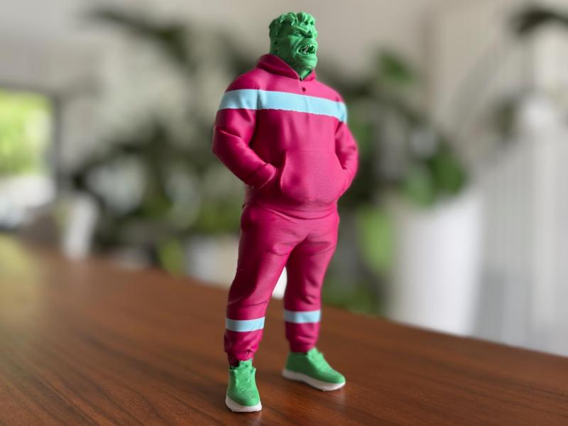 Hulk figurine streetwear