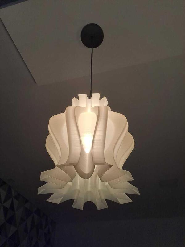 Vases, lamps and chandeliers