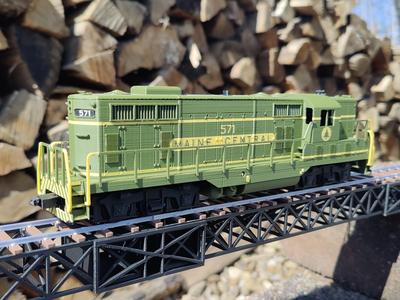 GP7 Locomotive Body - AMS Maine Central Livery