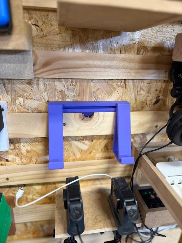Frenchfinity French Cleat Tablet Holder