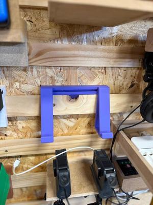 Frenchfinity French Cleat Tablet Holder