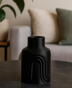 Tactile Flow Vase – Modern Black Vase with Layered Texture