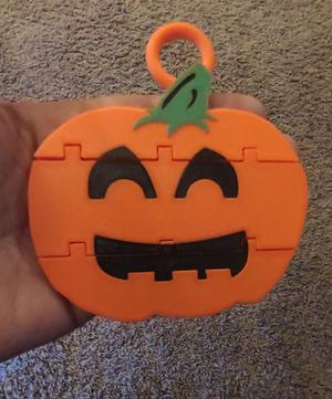  Flexi-Pumpkin Charm