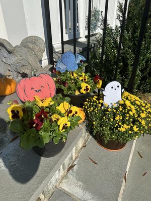 Bat, Ghost and Pumpkin Halloween lawn stakes!