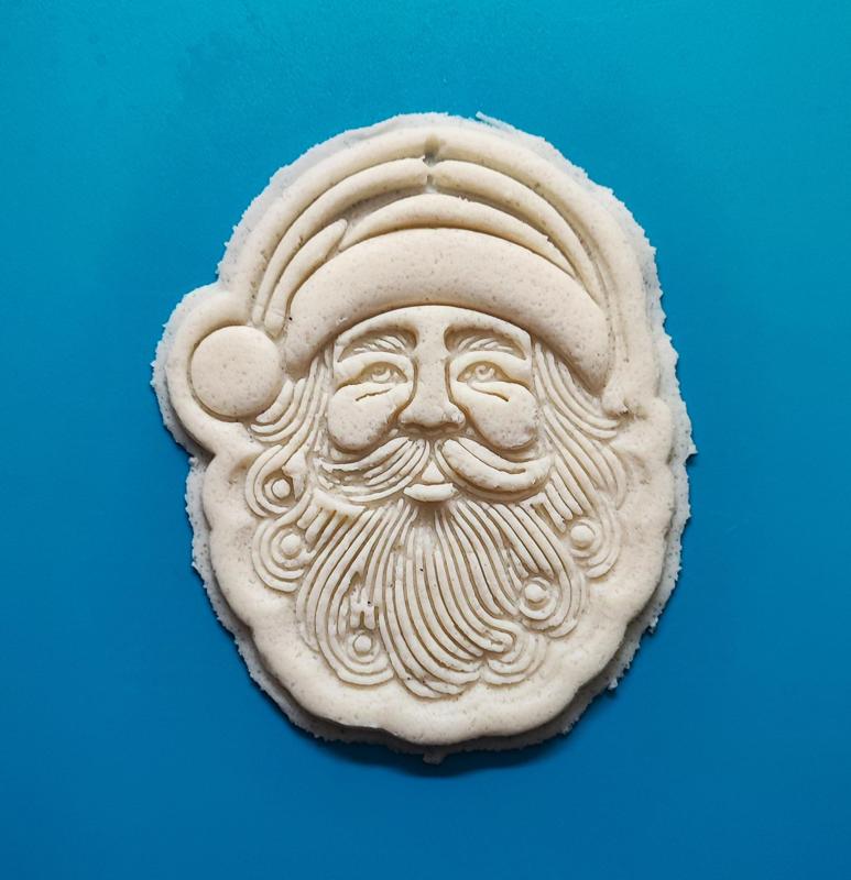 Santa cookie cutter v2