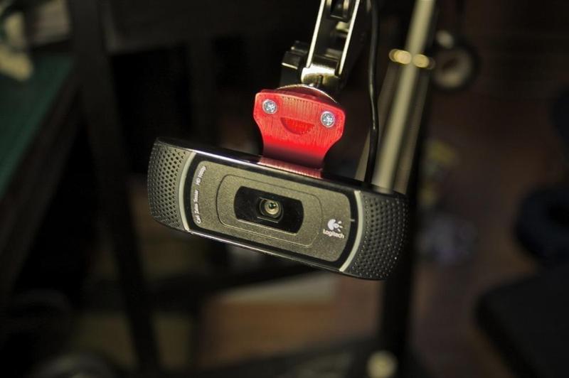 WALT the Webcam Mount (Logitech C910)