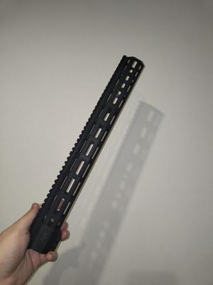 M4/AR-15 m lok extended handguard