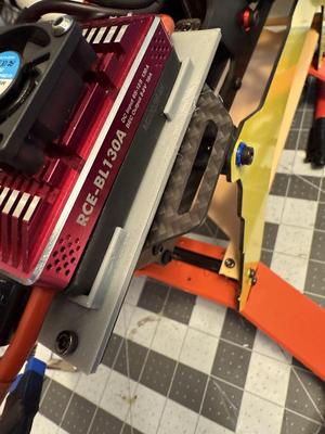 BL130A ESC Mount (Three pattern holes)