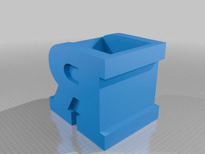 Block R Rutgers Planter