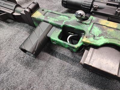 Well MB44xx vertical grip