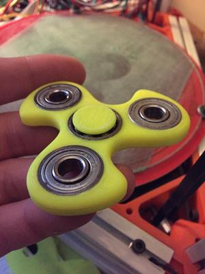 EDC Fidgety spinning toy