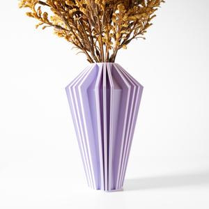 Kimi Flower Vase by MODERN MACHINE