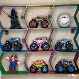 Toy collection shelf
