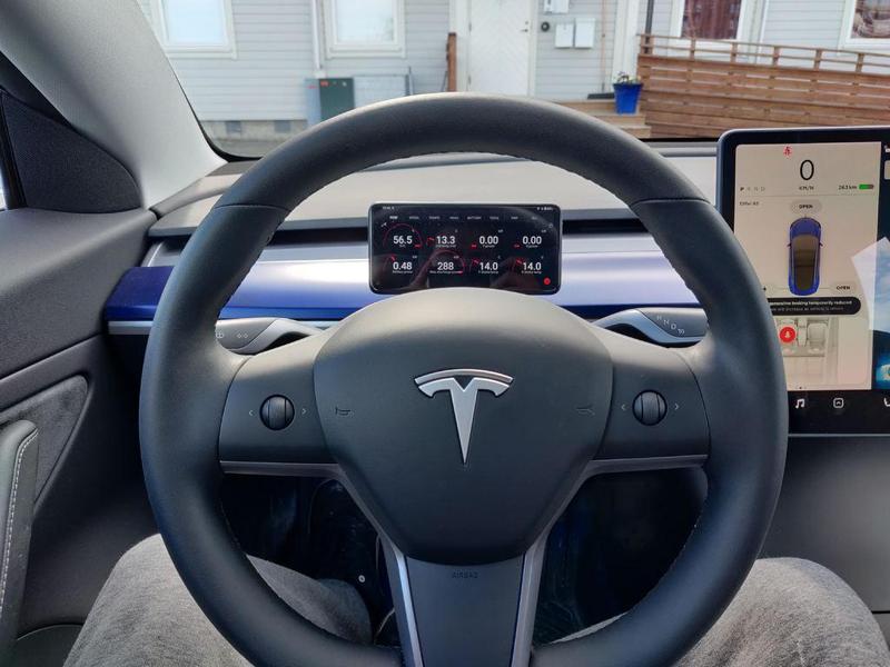 Tesla Model 3 Phone Mount
