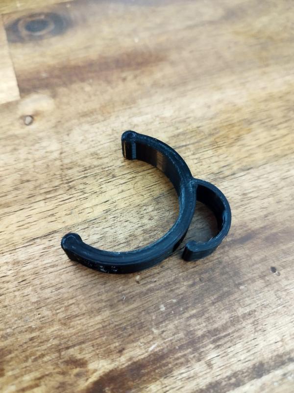 38mm and 34mm cable clamps for speaker stands