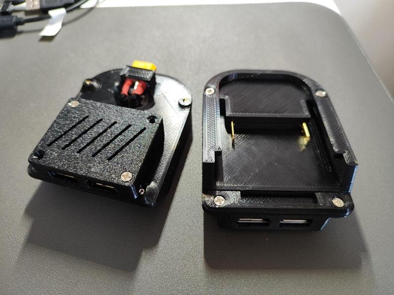 Makita battery charger and power bank (XFW-KC42-2)