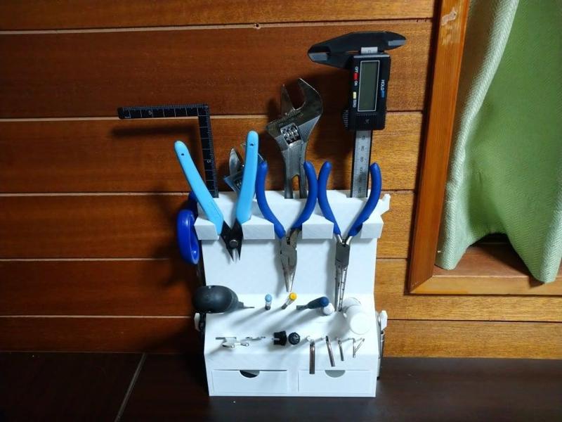 Tool organizer