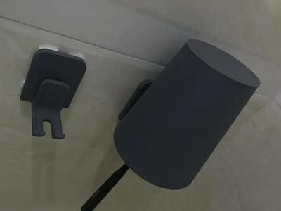 Toothbrush cup and toothbrush cup holder