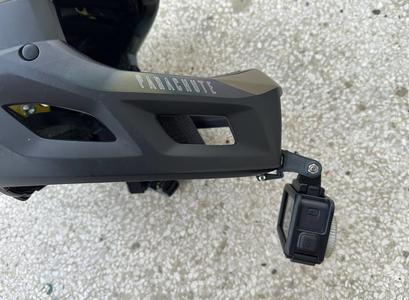 GoPro mount for MET Parachute MCR chin guard