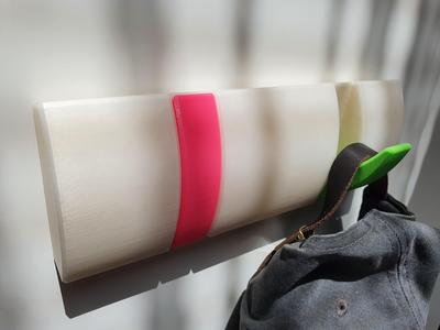 🧥 Parametric clothes hanger with folding hooks (multiple hooks on a rack possible)