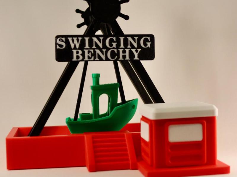 Swinging Benchy / Barco pirata de la feria