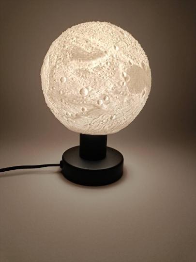 Comet Desk Lamp