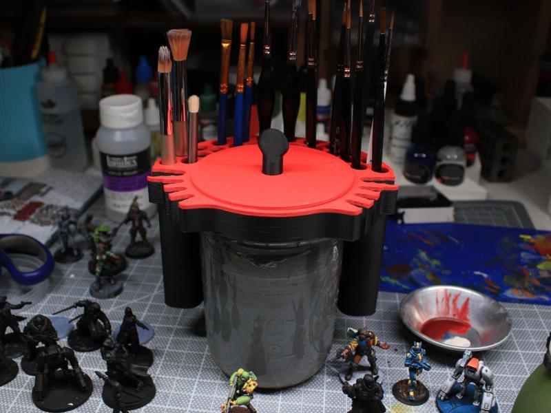 Painting Well and Brush Stand
