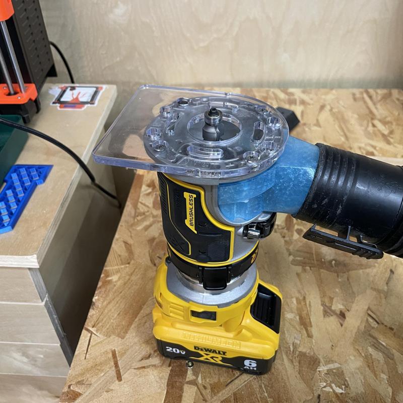 DCW600 Dust Collection Port - rigid adapter