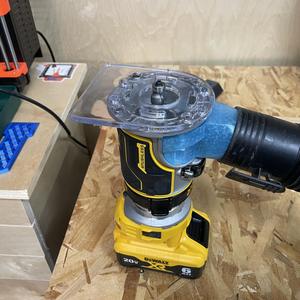 DCW600 Dust Collection Port - rigid adapter