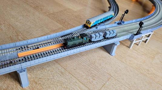 DIY-Viaduct for KATO-Unitrack, Turnouts & Signals, n-scale
