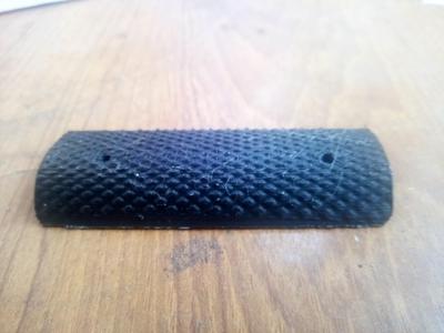 WW2 bajonet handle cover with texture.