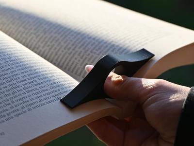 One Hand Book Opener - Page Holder