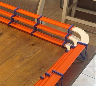 Hotwheels track display corner pieces