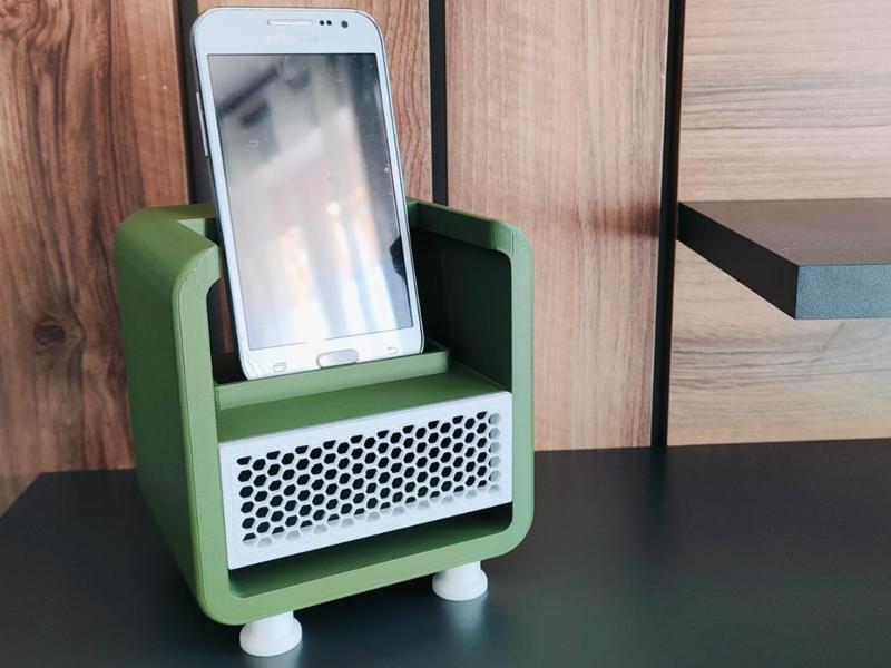 Quadra AMP - Phone speaker