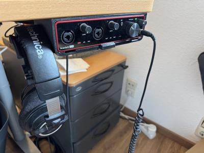 Focusrite Scarlett 4i4 3rd Gen Desk Holder