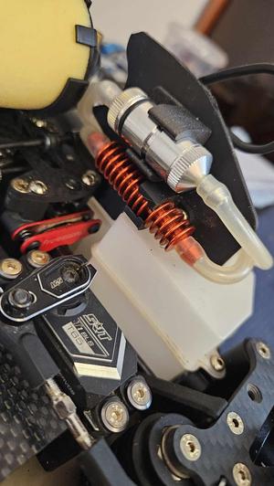 Fuel filter holder 1:8 buggy