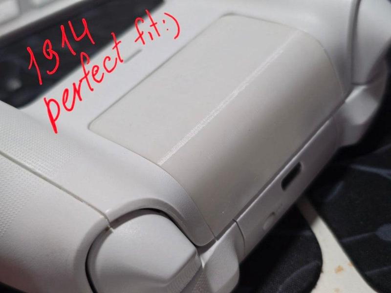 Xbox controller 1914 battery cover