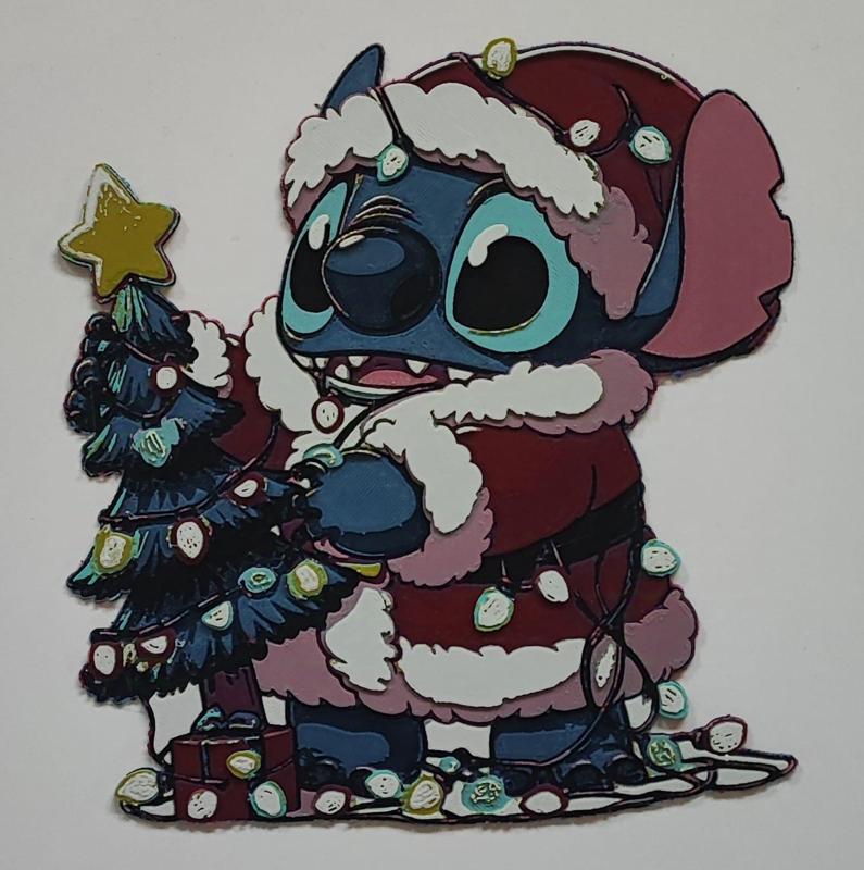 "Stitch Navidad con Árbol 3D – Modelo STL"