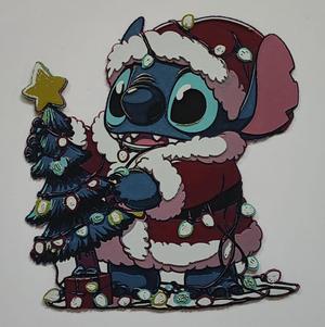 "Stitch Navidad con Árbol 3D – Modelo STL"