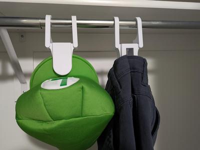 Print-in-Place Portable Gravity Hanger with hooks