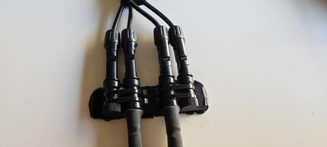 MC4 Parallel connector bracket - Remix