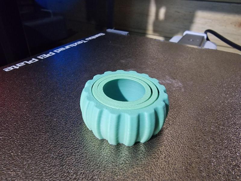 Fidget Spinner - 3 Ring - Pumpkin