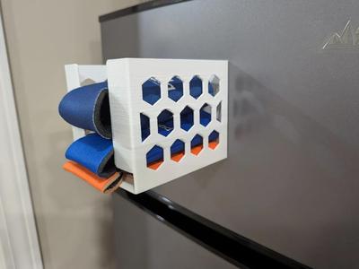 Can Koozie Holder - Magnetic & Hex - Half Height   