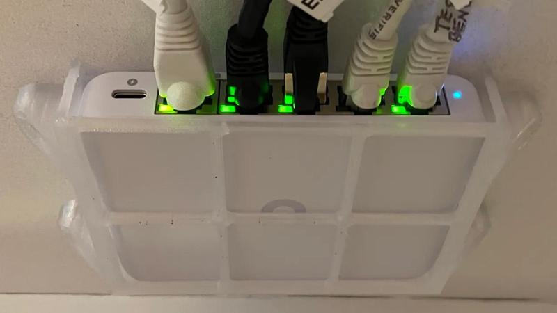 UniFi Flex Mini 2.5G Network Switch Mount   