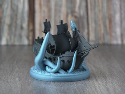 Black Pearl Benchy with the Kraken